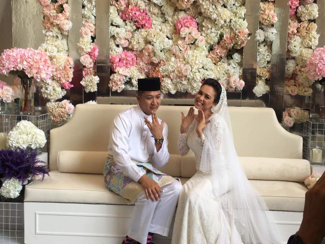 Siti Saleha Selamat Bergelar Isteri - Media Hiburan